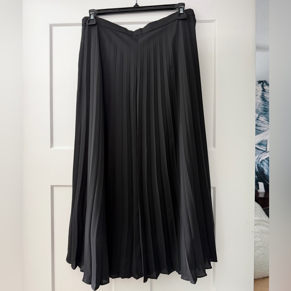 J Crew Black Pleated Skirt